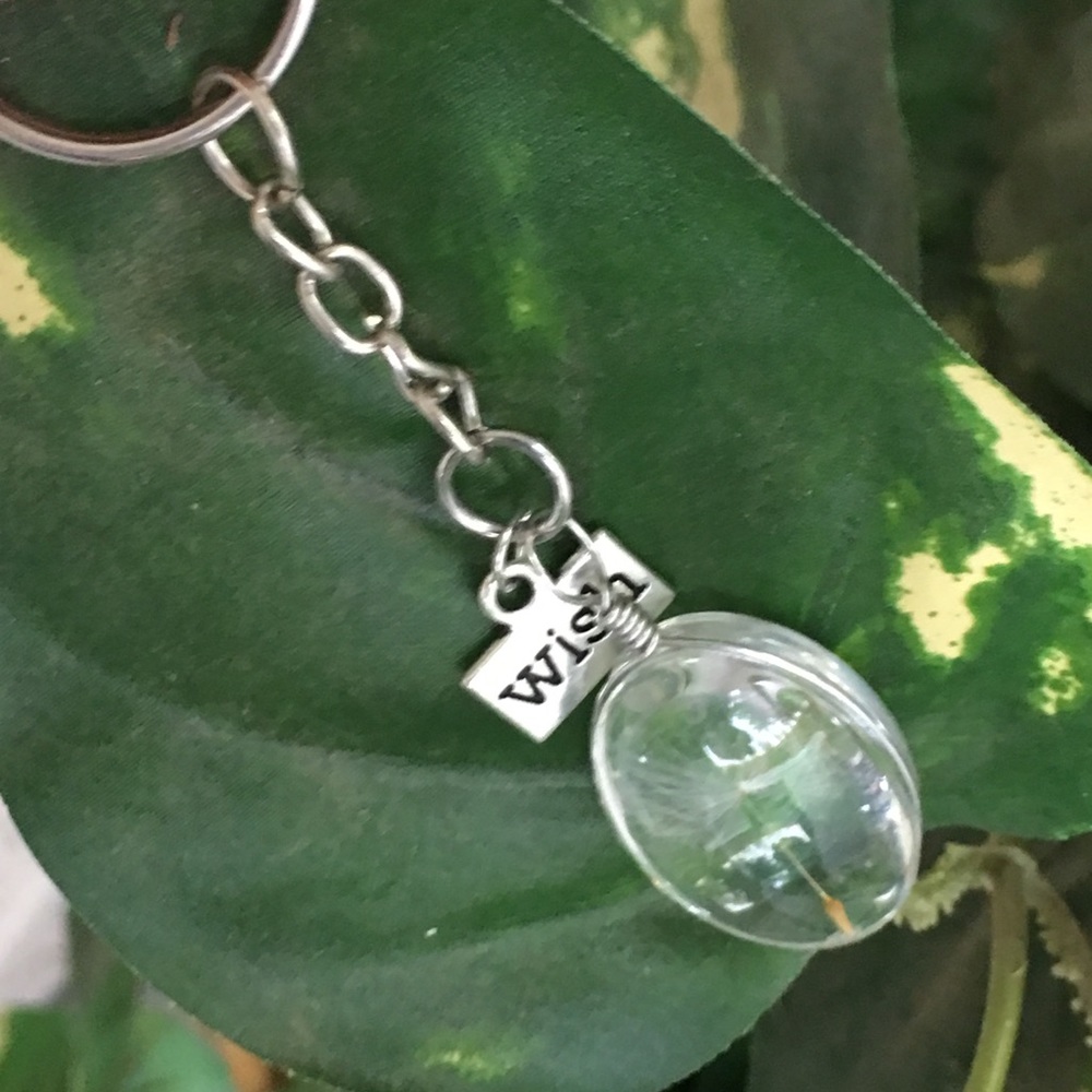 Keychain 💕 DANDELION seed  - Make a Wish - Picture 7 of 7